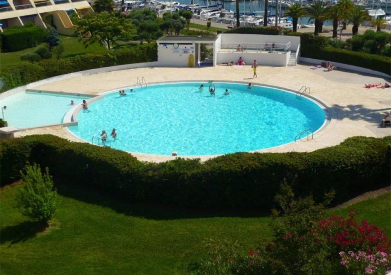 Appartement Cosy A Port Camargue Le Grau-du-Roi Exteriör bild